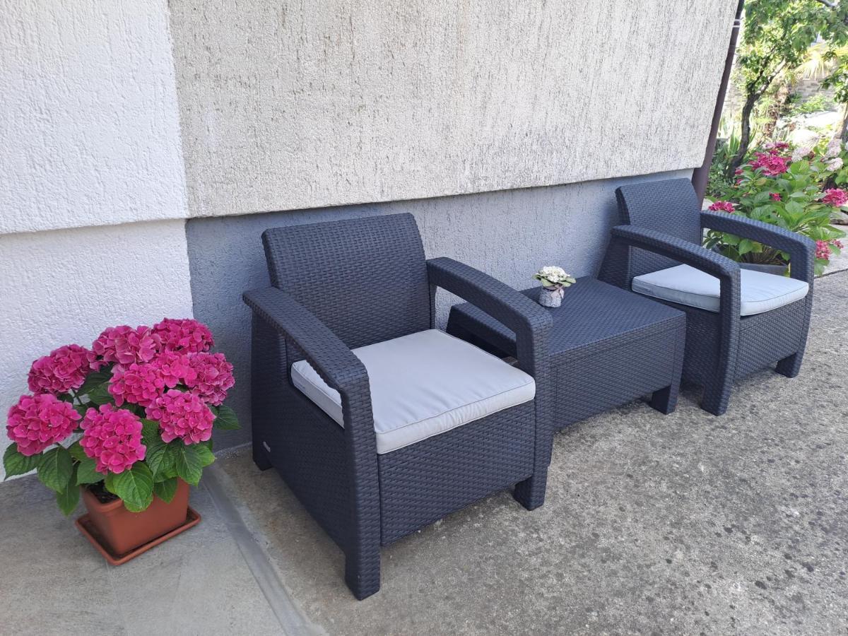 Studio Apartments Maslinik Krk Town Exterior foto